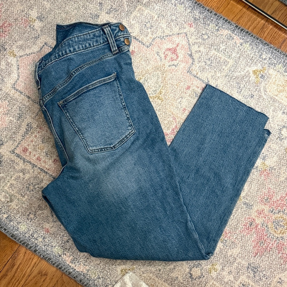 Universal Thread Classic Blue Jeans Overalls - Picture 3 of 4